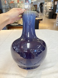 A Chinese flamb&eacute;-glazed vase, 19th C.