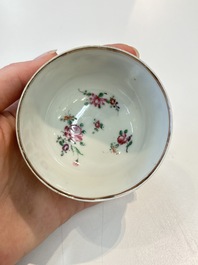 A Chinese famille rose 22-piece tea service with floral design, Qianlong
