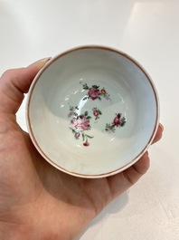 A Chinese famille rose 22-piece tea service with floral design, Qianlong