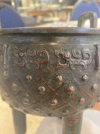 A Chinese archaic bronze ritual tripod food vessel, 'ding 鼎', Western Zhou