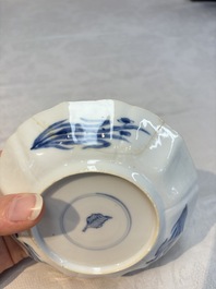 16 Chinese blue and white wares, Kangxi/Yongzheng