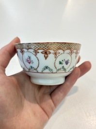 A Chinese famille rose 22-piece tea service with floral design, Qianlong