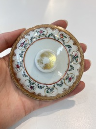 A Chinese famille rose 22-piece tea service with floral design, Qianlong