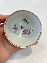 A Chinese famille rose 22-piece tea service with floral design, Qianlong