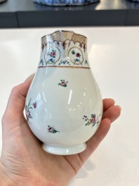 A Chinese famille rose 22-piece tea service with floral design, Qianlong