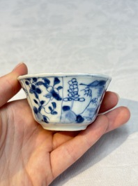 16 Chinese blue and white wares, Kangxi/Yongzheng