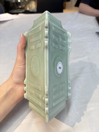 A Chinese celadon-glazed lozenge-shaped 'cong' vase, 19th C.