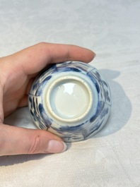 16 Chinese blue and white wares, Kangxi/Yongzheng
