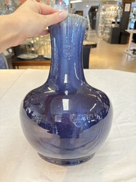 A Chinese flamb&eacute;-glazed vase, 19th C.