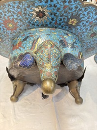 A large Chinese cloisonn&eacute; tripod censer and cover, 19th C.