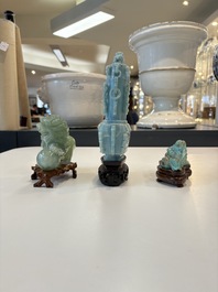 A collection of 26 Chinese jadeite, rock crystal, turquoise, agate and other hardstone carvings, 19/20th C.