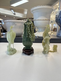 A collection of 26 Chinese jadeite, rock crystal, turquoise, agate and other hardstone carvings, 19/20th C.