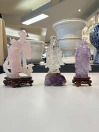 A collection of 26 Chinese jadeite, rock crystal, turquoise, agate and other hardstone carvings, 19/20th C.