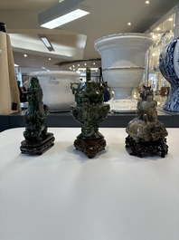 A collection of 26 Chinese jadeite, rock crystal, turquoise, agate and other hardstone carvings, 19/20th C.