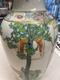 A pair of Chinese famille rose vases with court ladies, 19/20th C.