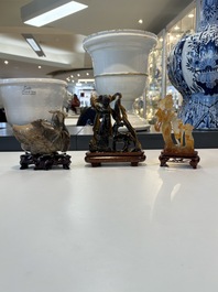 A collection of 26 Chinese jadeite, rock crystal, turquoise, agate and other hardstone carvings, 19/20th C.