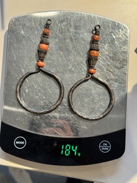 A varied group of five Tibetan necklaces, three rings and four earbobs with red coral, 19/20th C.