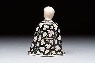 Eight Chinese sancai-glazed wares, 19th C.