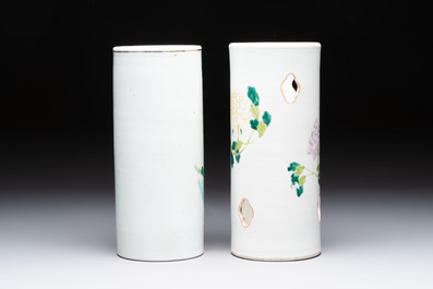 Three Chinese famille rose vases, two hat stands and a jar, 19th C.