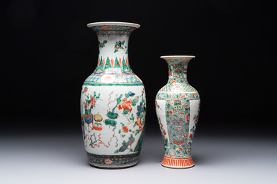 Four Chinese famille verte vases, a jar and a bowl, 19th C.