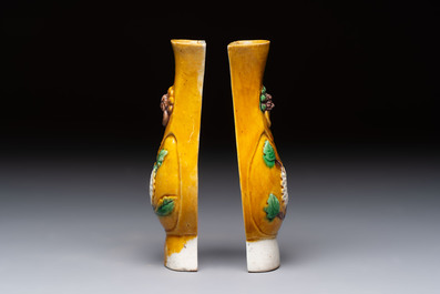 Eight Chinese sancai-glazed wares, 19th C.