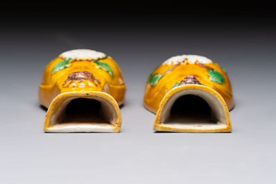 Eight Chinese sancai-glazed wares, 19th C.