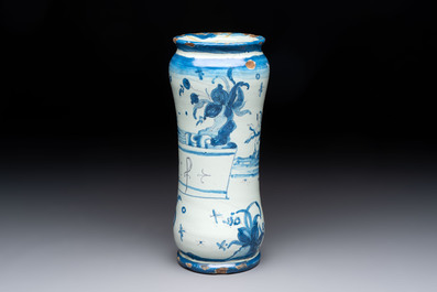 A blue and white Italian albarello, inscribed 'mirice', 18th C.