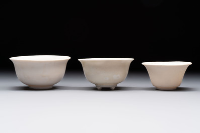 Five Chinese white-glazed 'Hatcher Cargo' shipwreck bowls, Transitional period