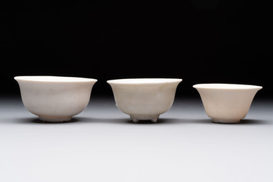 Five Chinese white-glazed 'Hatcher Cargo' shipwreck bowls, Transitional period