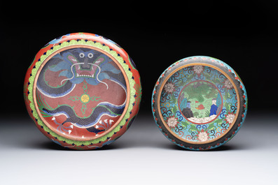 Five various Chinese cloisonn&eacute; wares, 19th C.