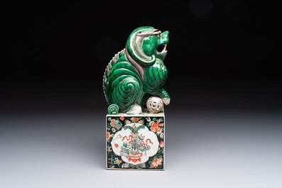 A Chinese famille verte Buddhist lion, 19th C.