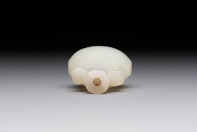 A Chinese white jade snuff bottle with lion-form handles, 19th C.