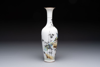 A Chinese polychrome 'peacock and bamboo' eggshell vase, signed Yuan Qing 元清, Jing De Zhen Zhi 景德鎮制 mark, 20th C.