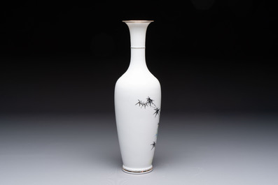 A Chinese polychrome 'peacock and bamboo' eggshell vase, signed Yuan Qing 元清, Jing De Zhen Zhi 景德鎮制 mark, 20th C.