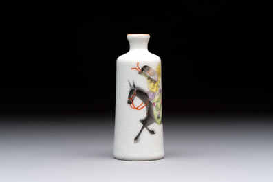 A Chinese famille rose sgraffito 'Zhang Guo Lao 張果老' snuff bottle, Daoguang mark, 19th C.