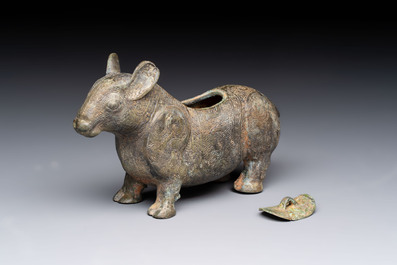 A rare Chinese bronze ritual vessel in the form of a tapir in Eastern Zhou-style, Warring States period