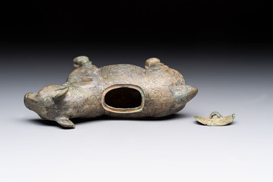 A rare Chinese bronze ritual vessel in the form of a tapir in Eastern Zhou-style, Warring States period