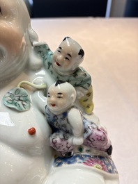 A Chinese famille rose Milefo Buddha, Mao Ji Sheng Zao 茂記生造 mark, 20th C.