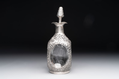 A varied collection of 12 Chinese export silver wares, 19/20th C.