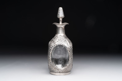 A varied collection of 12 Chinese export silver wares, 19/20th C.