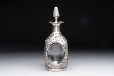 A varied collection of 12 Chinese export silver wares, 19/20th C.