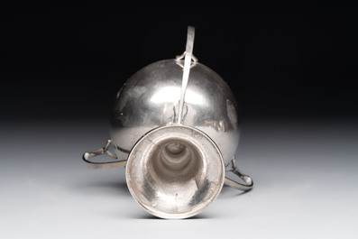 A varied collection of 12 Chinese export silver wares, 19/20th C.