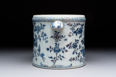 A Chinese blue and white gilt-decorated wine cooler, Qianlong