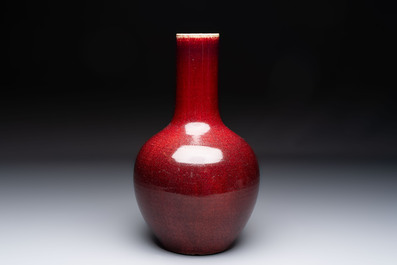 A Chinese flamb&eacute;-glazed bottle vase, 19th C.