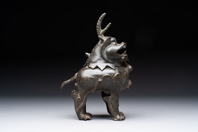 A Chinese bronze 'luduan' censer, Ming