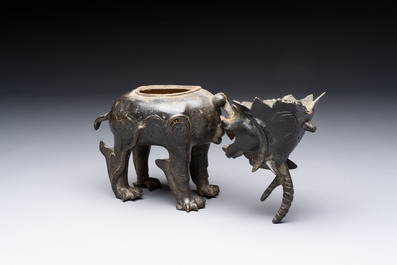 A Chinese bronze 'luduan' censer, Ming