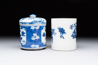 Two Chinese blue and white vases, a covered jar and a brush pot, Kangxi and later