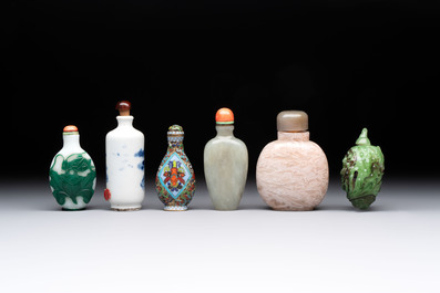 Six various Chinese snuff bottles, 19/20th C.