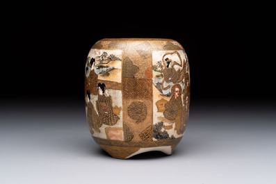 Three Japanese Satsuma wares, Kinkozan mark, Meiji, 19th C.