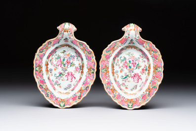 A pair of Chinese famille rose sauceboats and stands with floral design, Qianlong